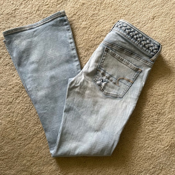 American Eagle Artist Mid-Rise Flair Jeans Size 10 - Picture 5 of 9
